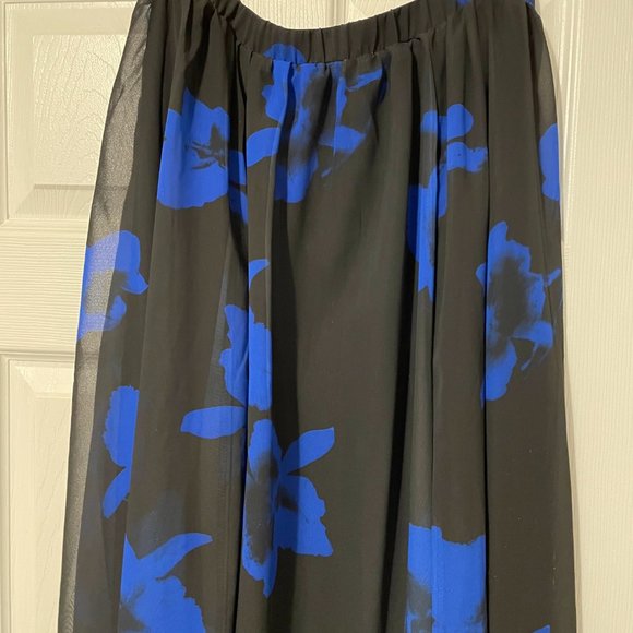 VENUS - maxi black/blue skirt - flowy - size large - Brand New - Picture 4 of 7